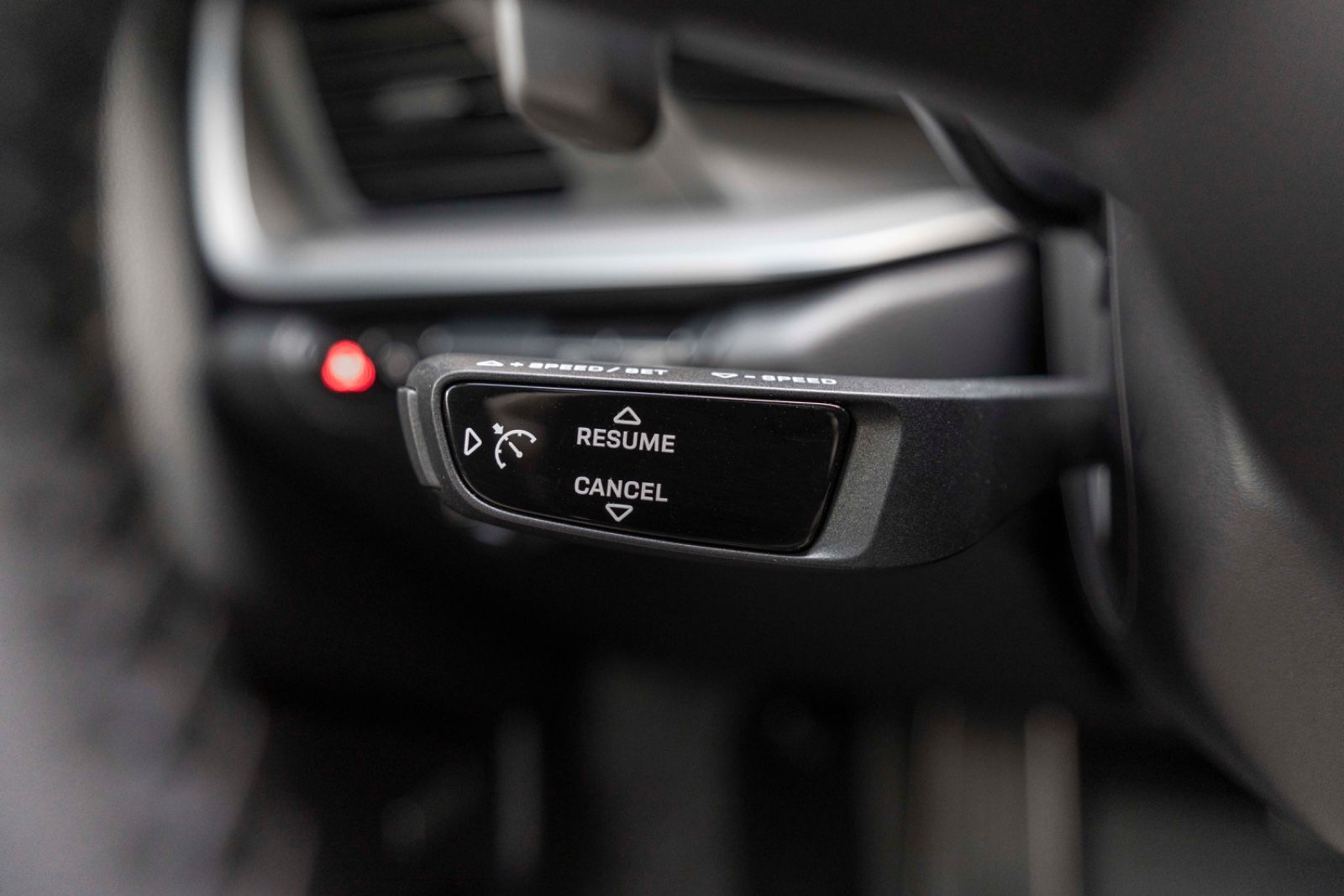 Fahrzeugabbildung Porsche 911 Carrera 992 BOSE SPORT-CHRONO PASM CARPLAY