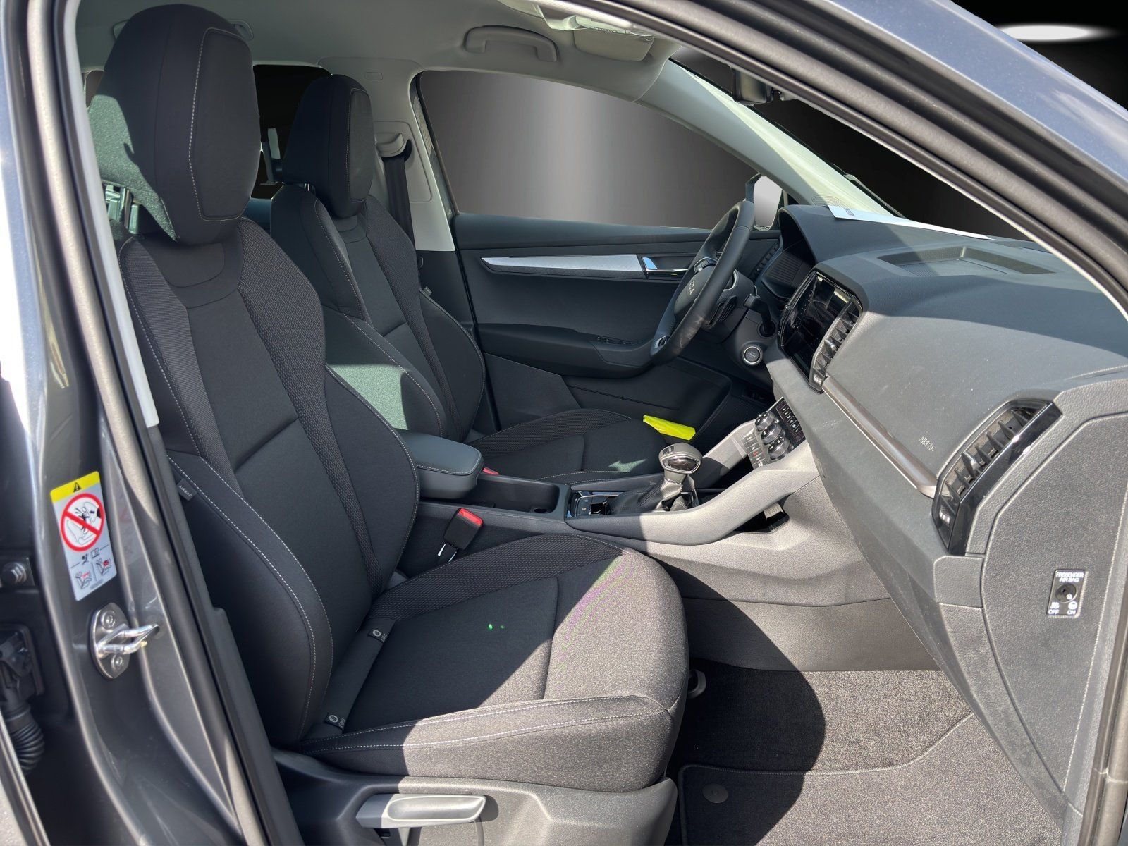 Fahrzeugabbildung SKODA Karoq Balance 1,5 TSI 110 kW DSG AHK/MATRIX/LED