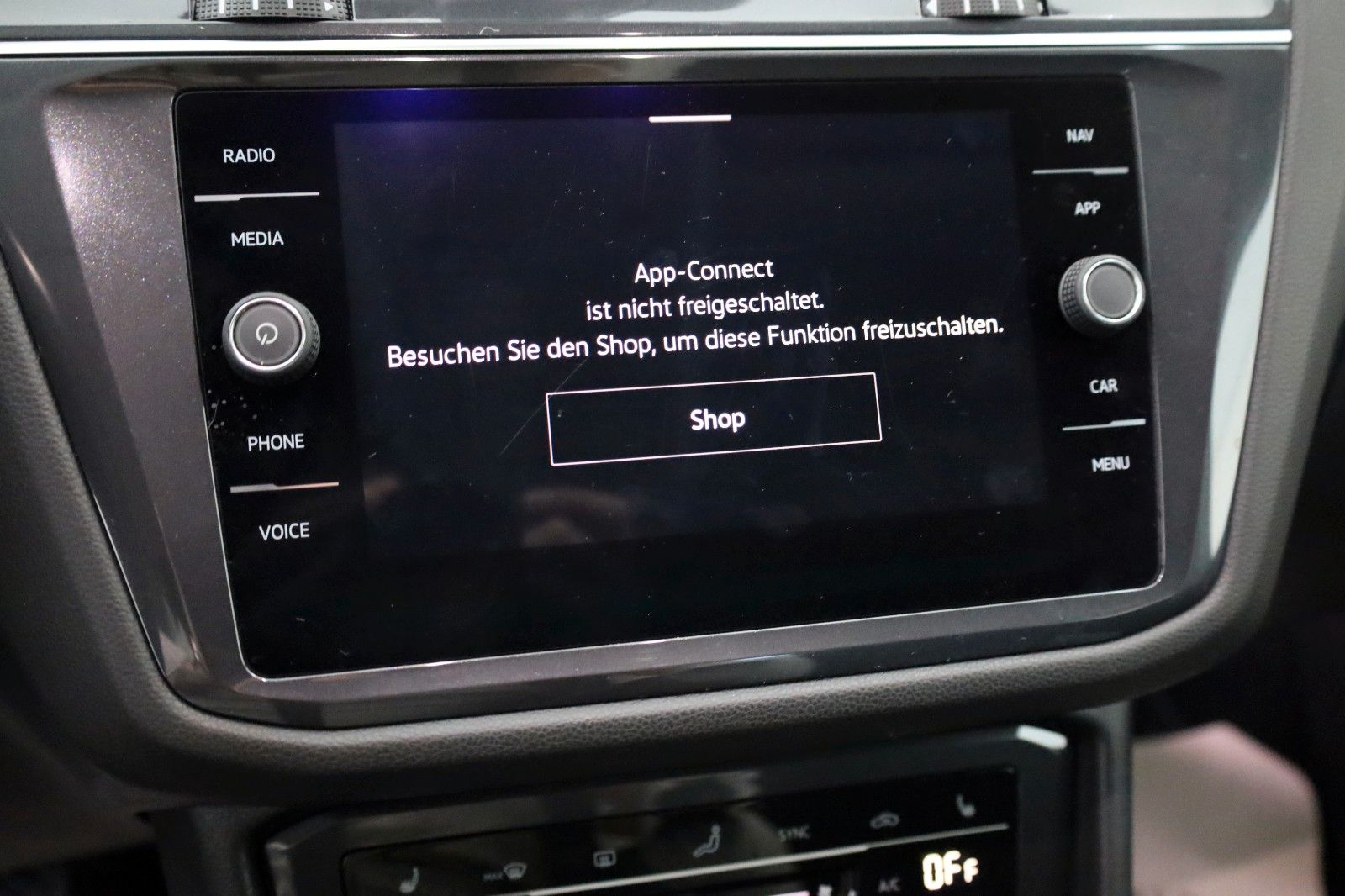 Fahrzeugabbildung Volkswagen Tiguan Allspace Life,Navi,LED,4xSH,ACC,AHK +WR