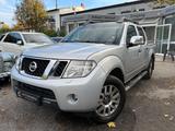 Nissan Navara Pickup*DoubleCab*LE*V6*4X4*KLIMAAUT*BOSE* - Nissan Navara V6 mit Diesel-Antrieb