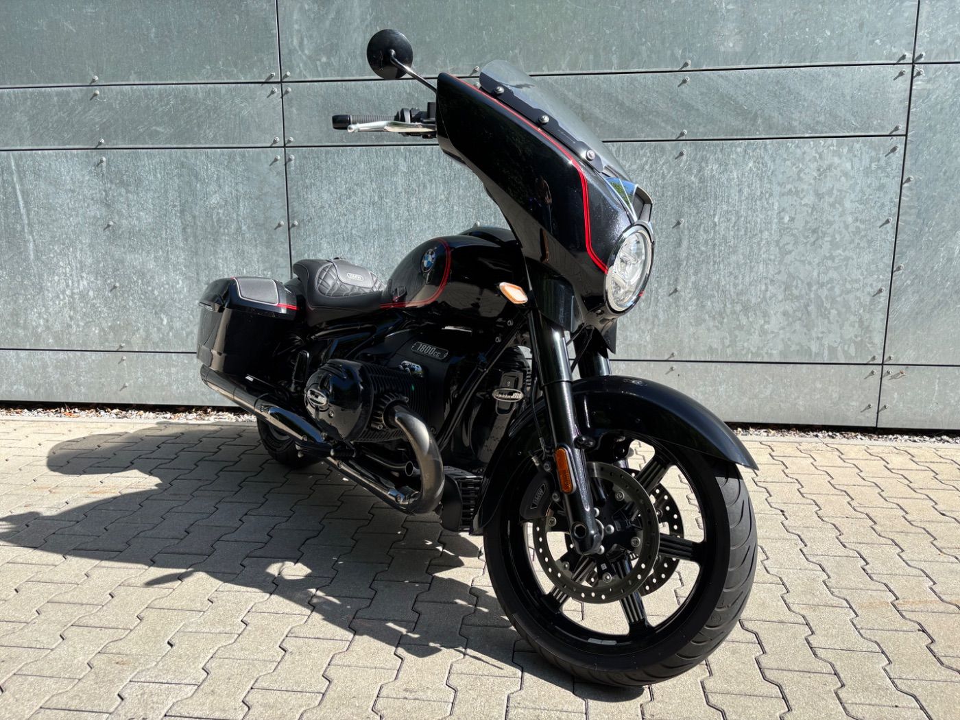 Fahrzeugabbildung BMW R 18 B Option 719
