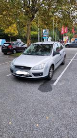 Ford Focus 1.6 D Tüv 2027 - Ford Focus aus 2005 mit Diesel-Antrieb