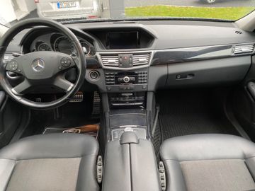 Mercedes E 300 - 10
