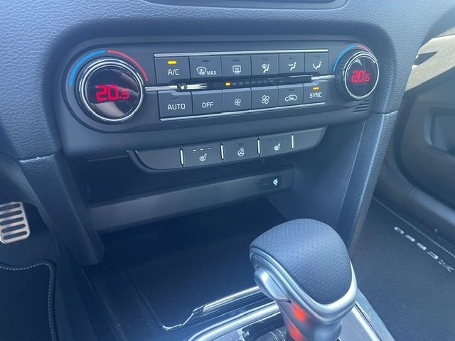 Fahrzeugabbildung Kia XCeed GT Line Kamera totWinkAss LED Navi Leder D