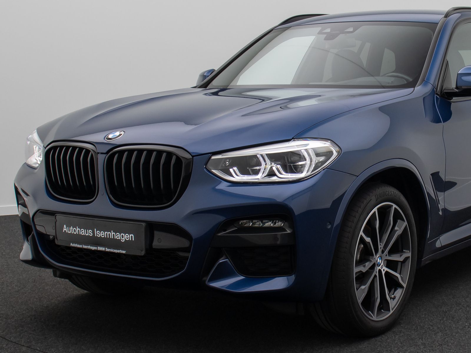 Fahrzeugabbildung BMW X3 xD20d M SPORT HUD DAB Kamera AHK Alarm 20Zoll