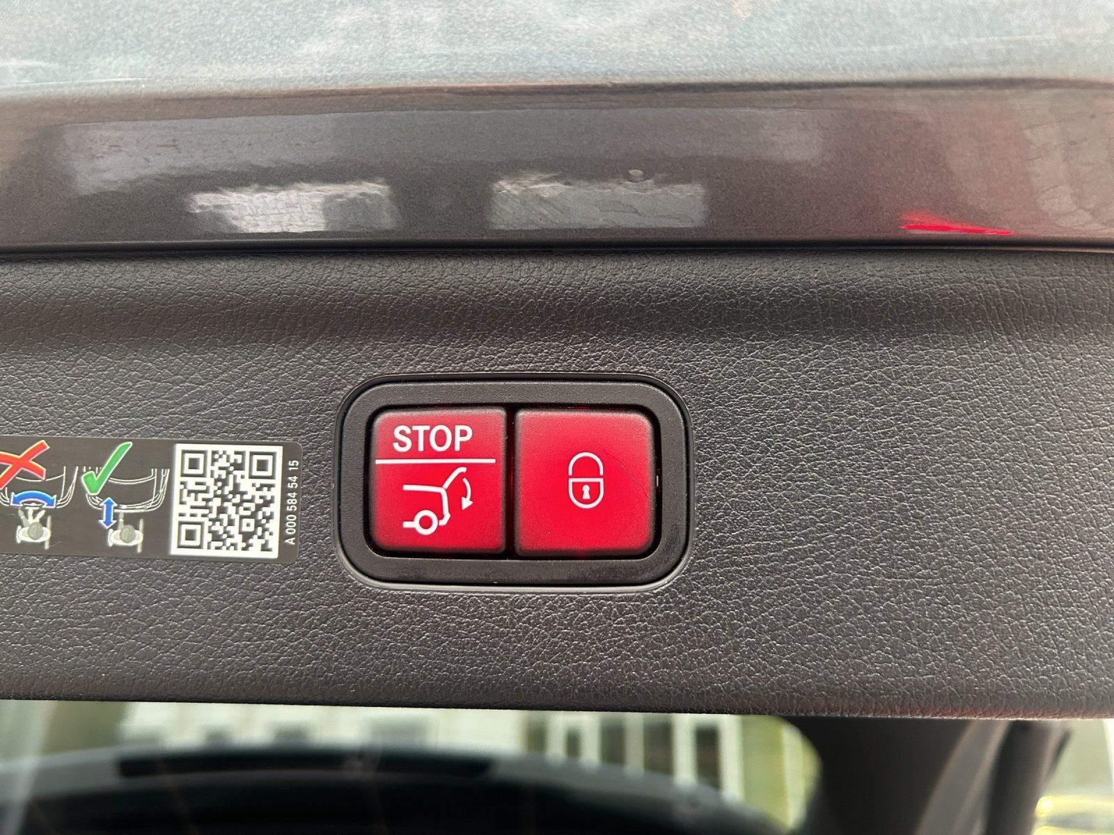 Fahrzeugabbildung Mercedes-Benz EQE300 SUV AMG Premium DISTRO Pano 22KW Memo 21"