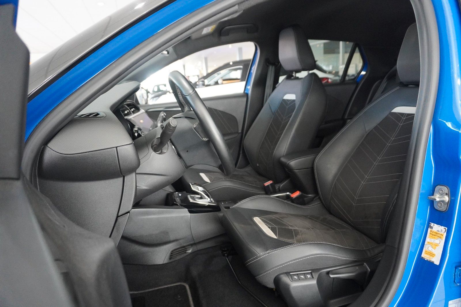Fahrzeugabbildung Opel Corsa-e F ULTIMATE 3-PHASIG NAVI/LED/KAMERA/DAB+