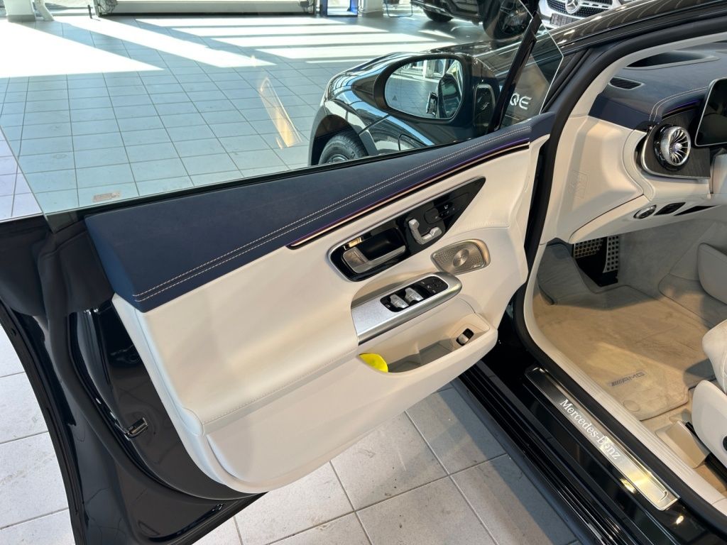Mercedes-Benz EQE 500 4matic AMG AMG MBUX Burm Night HUD Pano foto 19