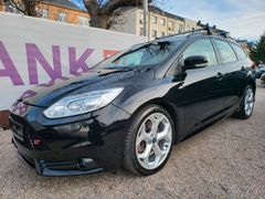 Ford Focus ST 1.Hand 8-fach Navi Recaro SH Xeno