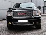 GMC Sierra Denali, 6,2 L, V8 Vortec - GMC Sierra
