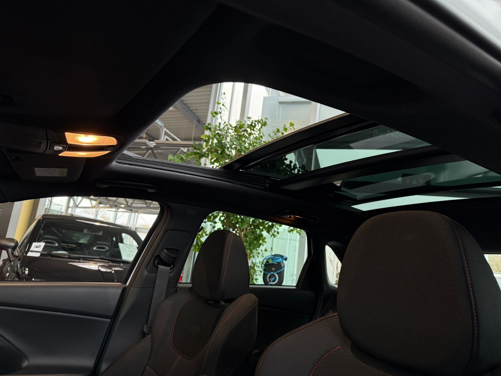 Fahrzeugabbildung Hyundai i30 N Line Mild-Hybrid PANO LED NAVI