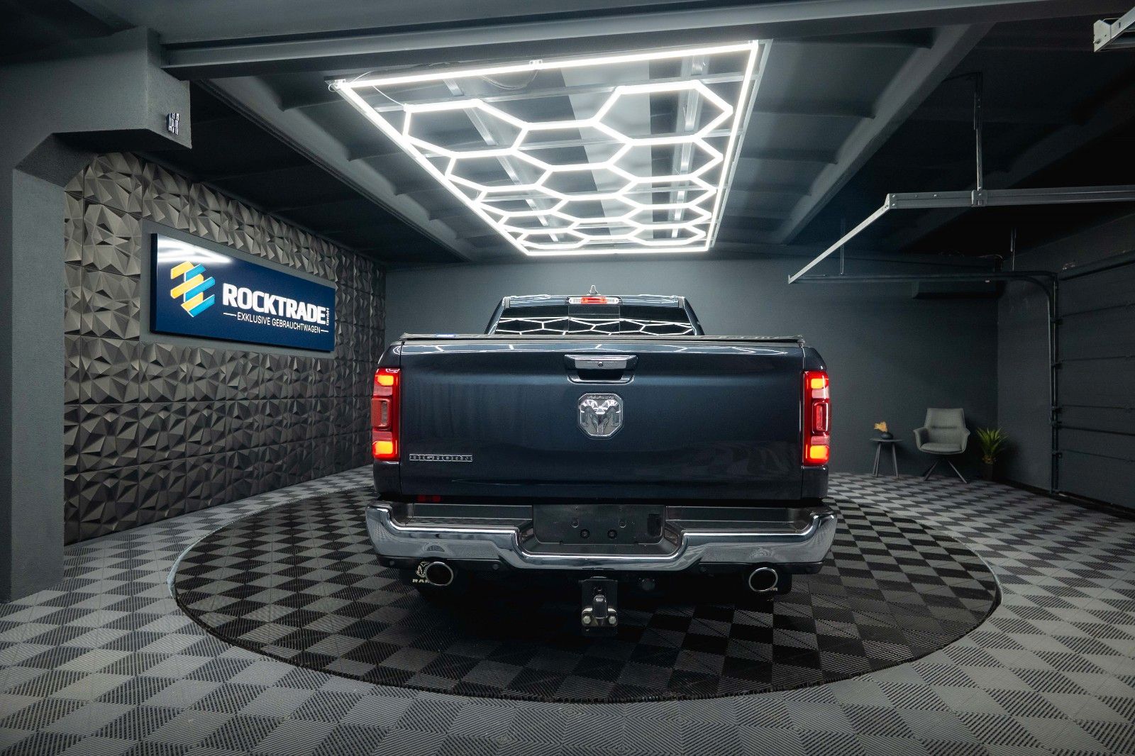 Fahrzeugabbildung Dodge RAM 5.7 V8 HEMI GEN 5 LONGBED MAXI *LED*6 Sitze*