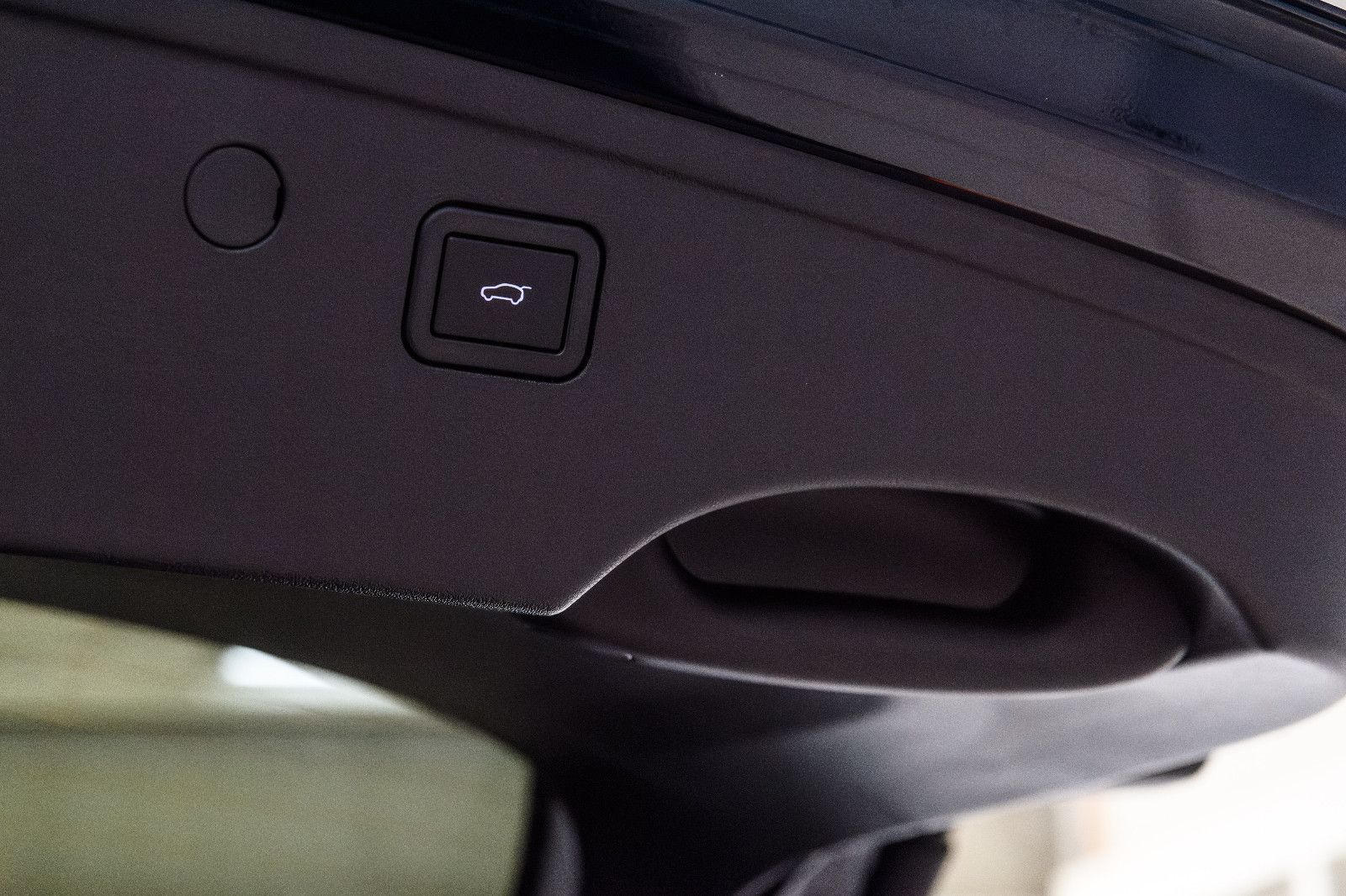 Fahrzeugabbildung GWM Wey 05 2.0 PHEV LUXURY 4WD Sitzpaket