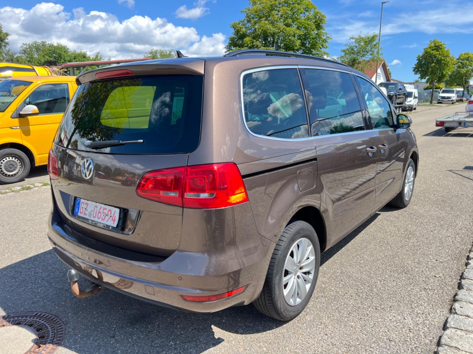 Volkswagen Sharan Comfortline BMT 4Motion AHK Xenon
