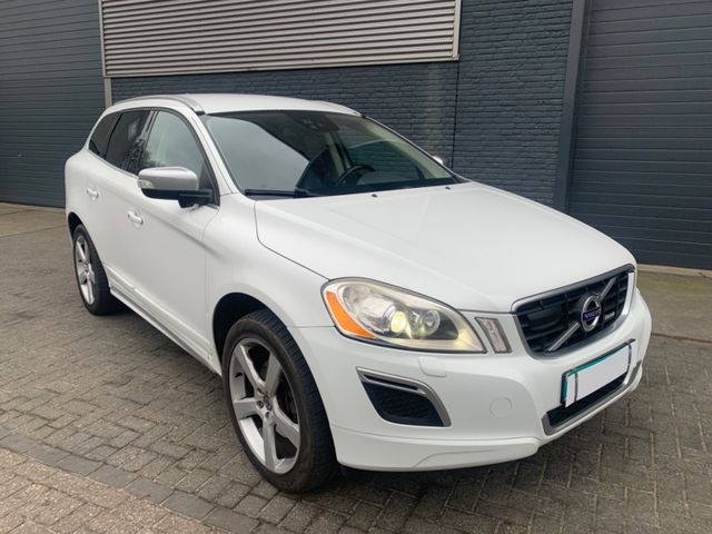 Volvo XC60 D5 AWD R-DESIGN AUT LEDER XENON PDC BLIS!