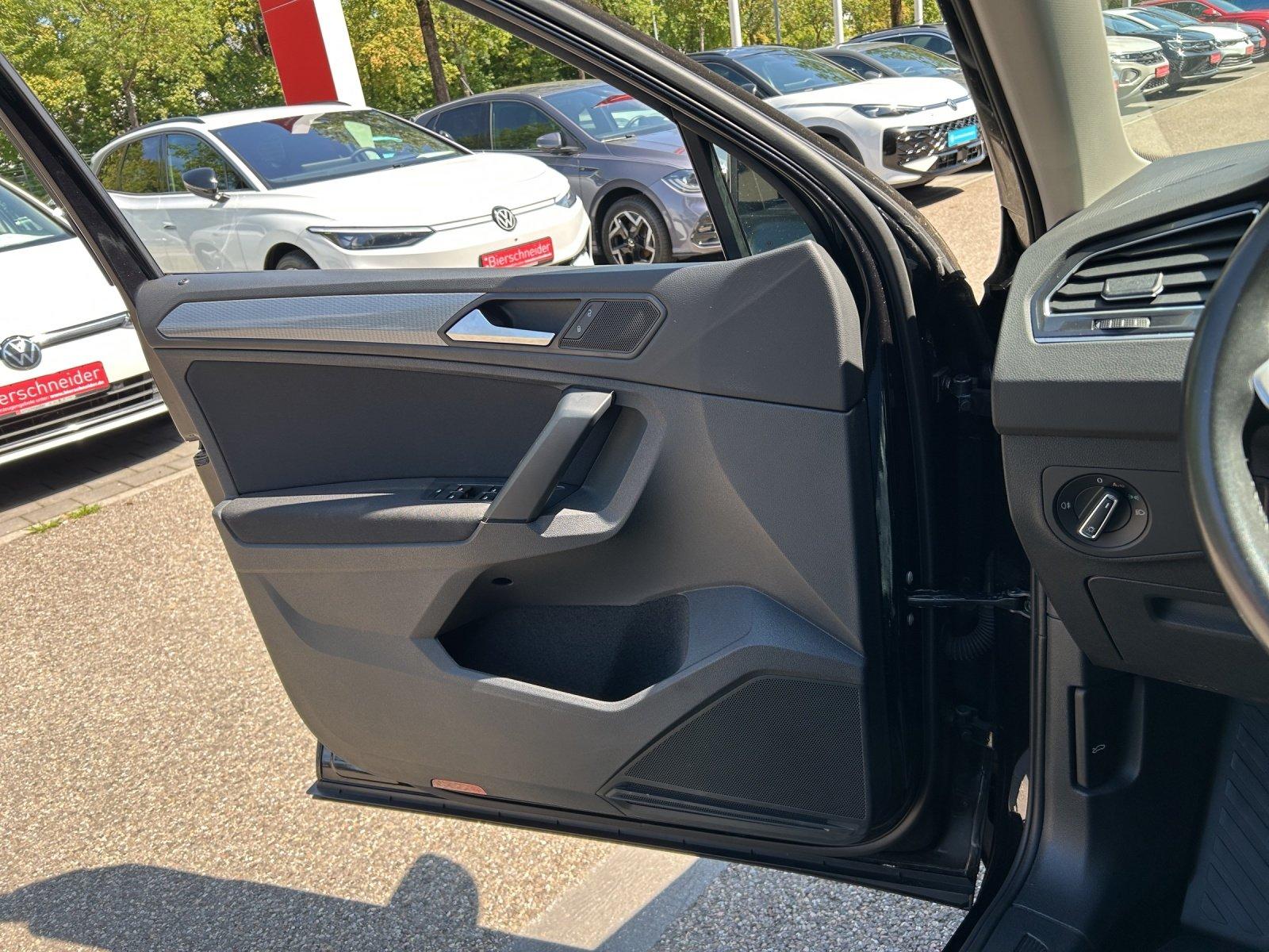 Volkswagen Tiguan 1.5 TSI Life NAVI ACC LED APP SITZHEIZUNG