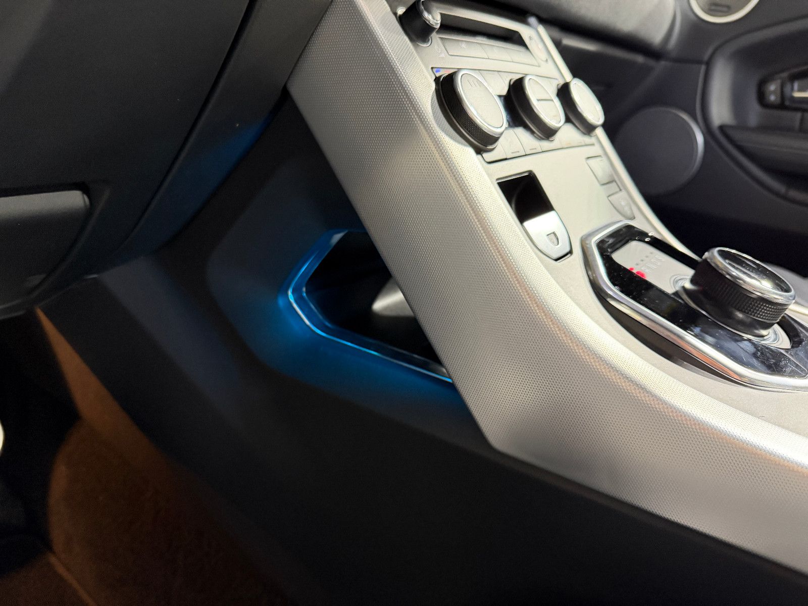 Fahrzeugabbildung Land Rover Cabriolet HSE Dynamic/360'KAM/LED/LEDER/NAVI/HUD