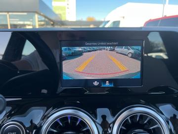 2022 Mercedes-BENZ EQA — миниатюра 18