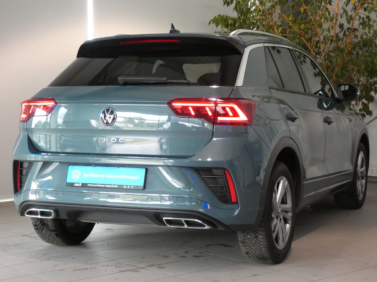 Volkswagen T-Roc 1.5 TSI R-Line DSG AHK MATRIX EASY OPEN foto 4