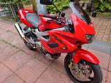 Honda VTR1000F