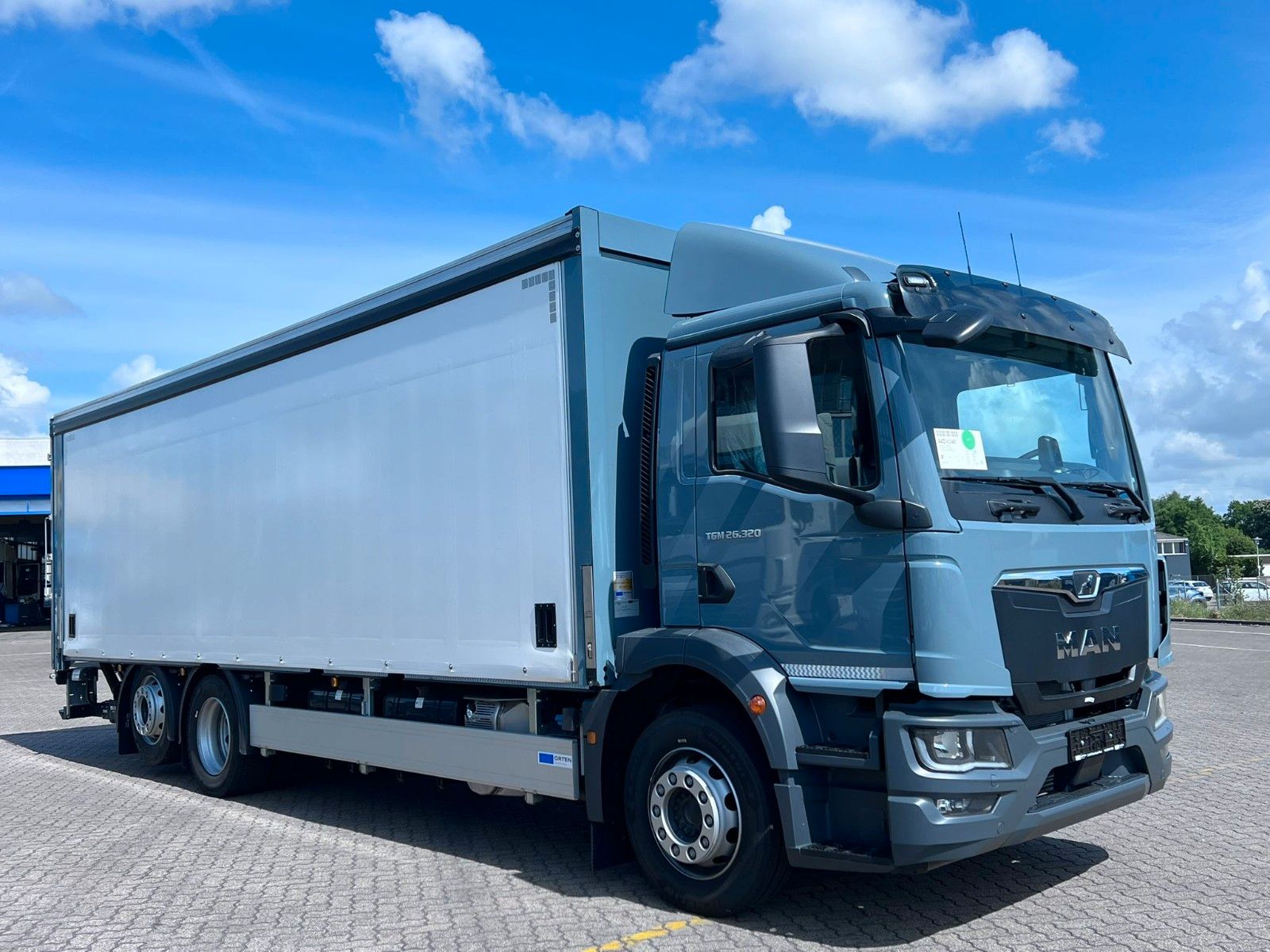 Fahrzeugabbildung MAN TGM 26.320 L / LBW / AHK /LIFT-LENKACHSE