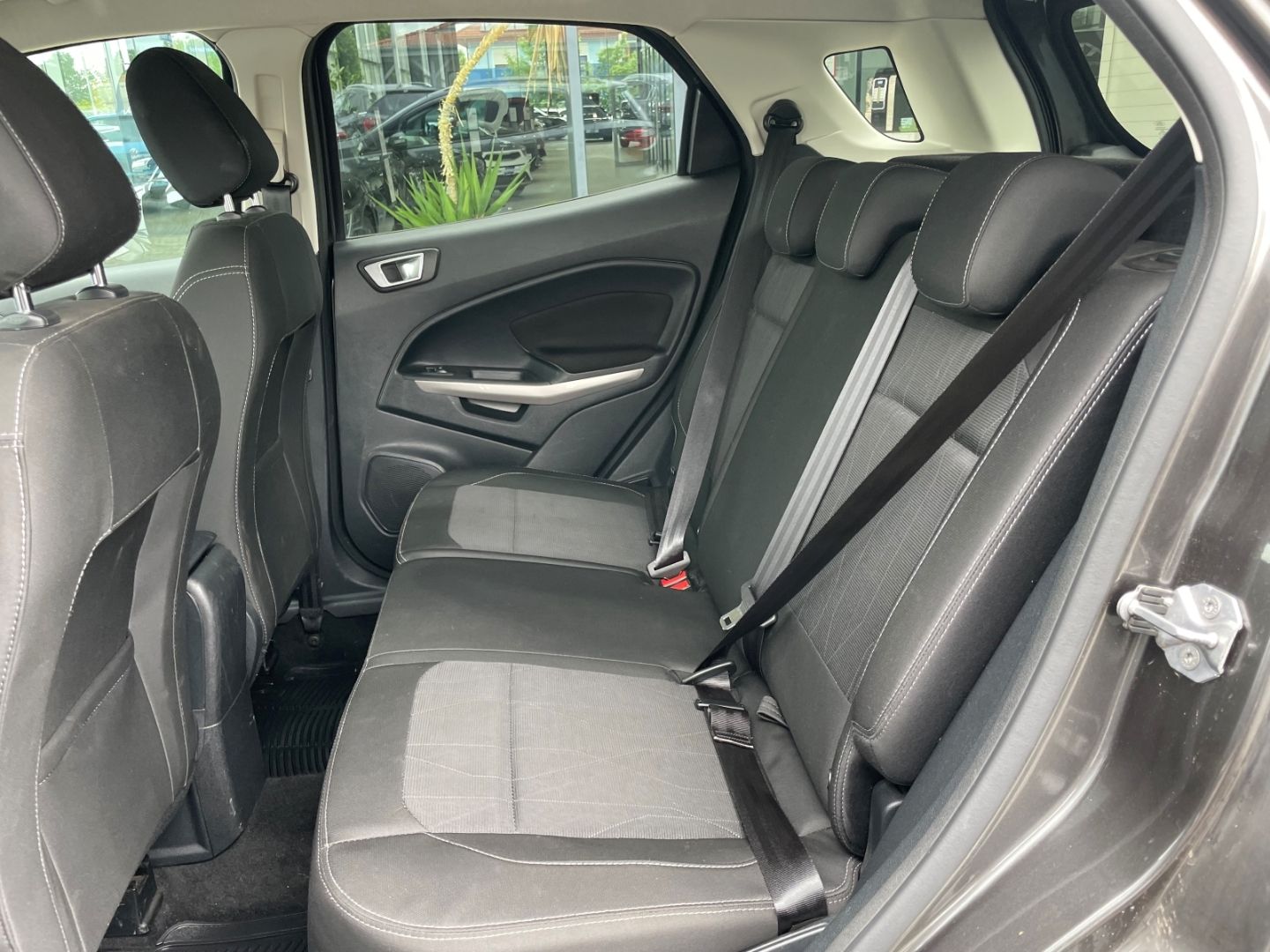 Fahrzeugabbildung Ford EcoSport C&C Klimaanlage Navi PDC SHZ heizb WSS