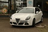 Alfa Romeo Giulietta Turismo - Alfa Romeo: Weiß