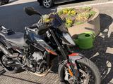 KTM Duke 890