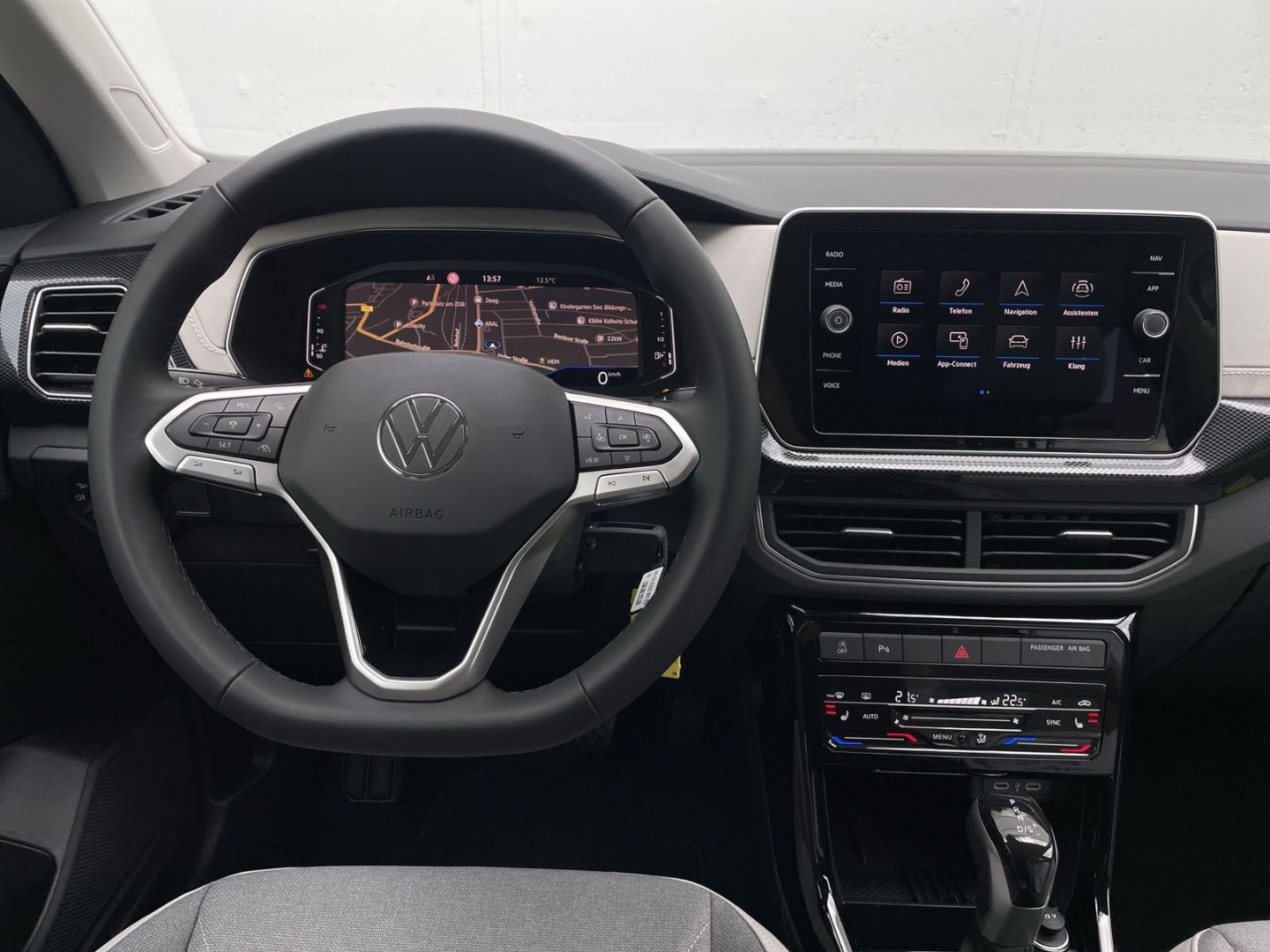 T-Cross Style 1.0 TSI DSG Navi/Matrix/ACC/Kamera