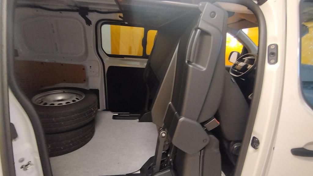 Erstes Annaberger Autohaus -  Opel Vivaro L2 Flexkabine Winter,City-Connect, - Bild 8