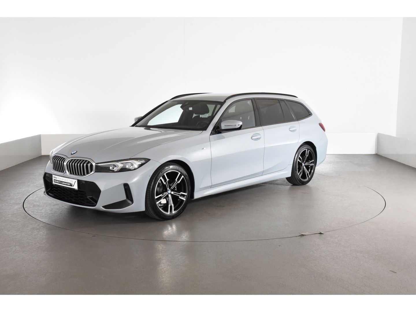 BMW 318 d Touring M Sport Driving Assistant Lenkradh foto 2