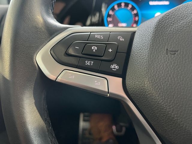 Fahrzeugabbildung Volkswagen Golf 1.5 TSI ACTIVE LED-PLUS NAVI GJR