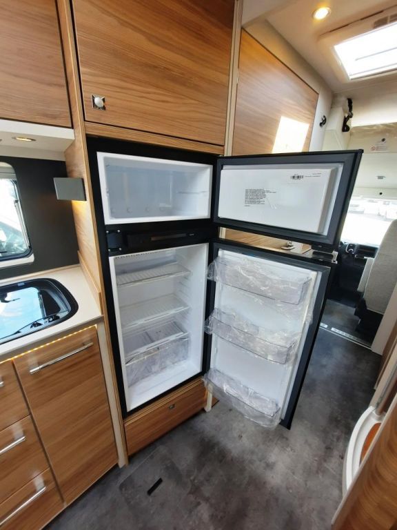 Fahrzeug Übersicht 15 Fahrzeugabbildung Dethleffs Alpa I 7820-2 Verfüg. /Sparen Sie 31.343,- €