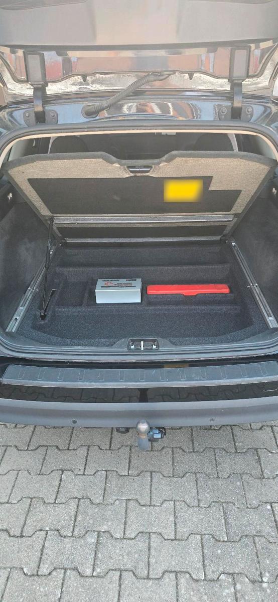 Volvo V70 2009 — photo 10