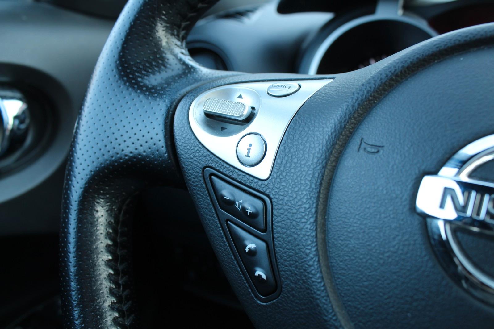 Nissan Juke N-Connecta * Pano * Kamera * Klimaauto *