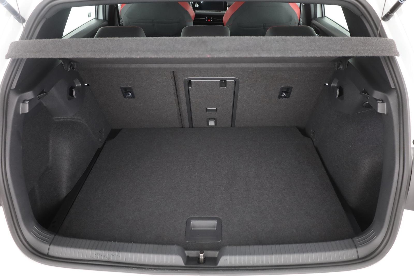 Volkswagen Golf VIII 2.0 GTI DSG LED Navi Winterpaket DAB, миниатюра 25