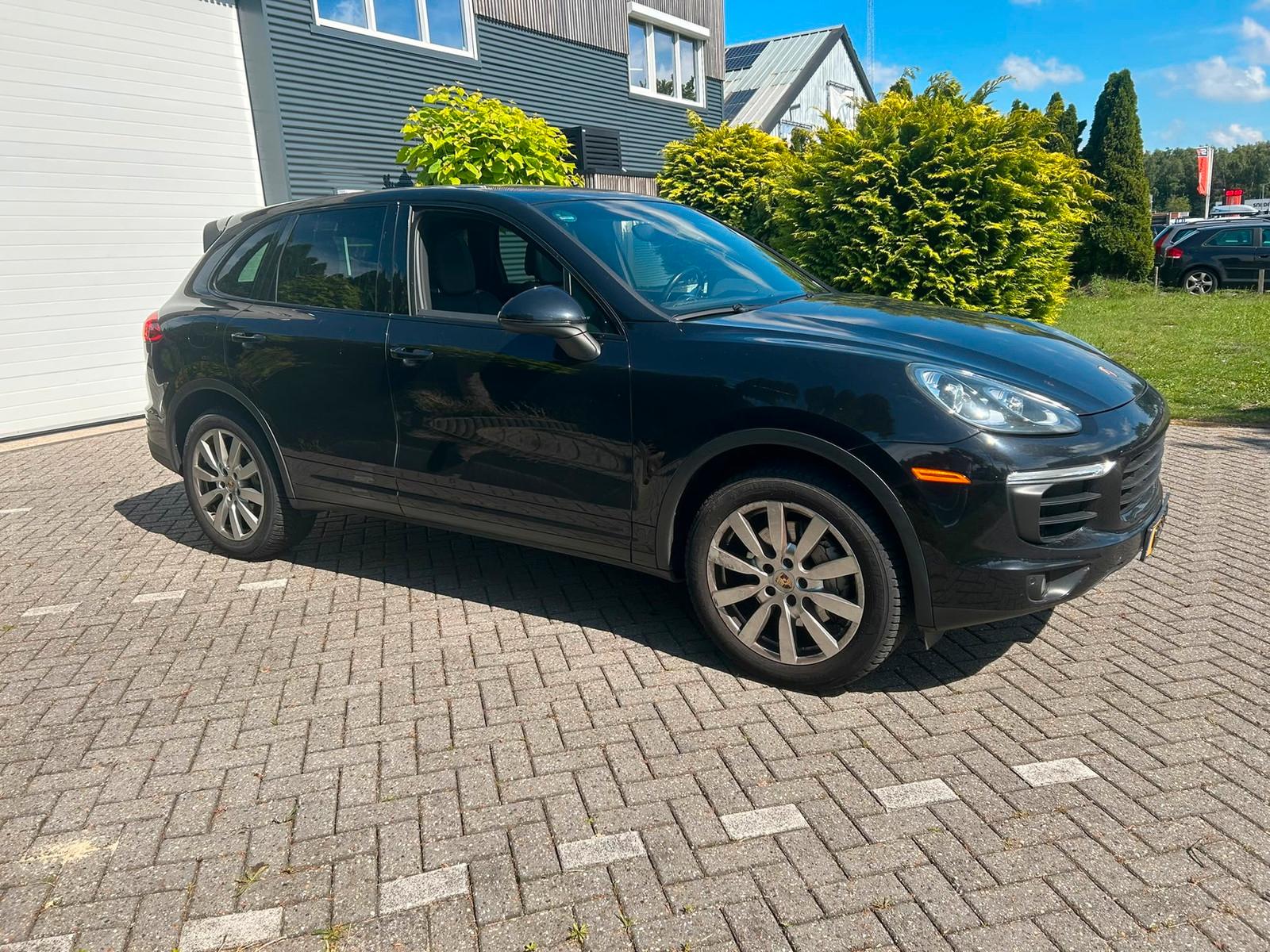 Porsche Cayenne 3.6