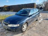Opel Vectra B Caravan 1.8 16V - gebrauchte Opel Vectra aus dem Jahr 2000