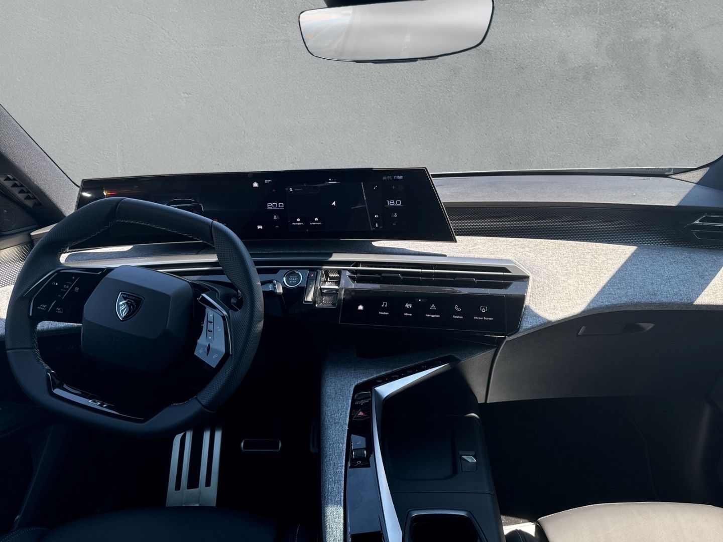 Fahrzeugabbildung Peugeot 3008 Elektromotor 210 GT *Vollleder*360°Kamera*
