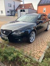 Seat Exeo ST 2.0 TDI CR 105kW Reference Reference - Seat Exeo: Reference