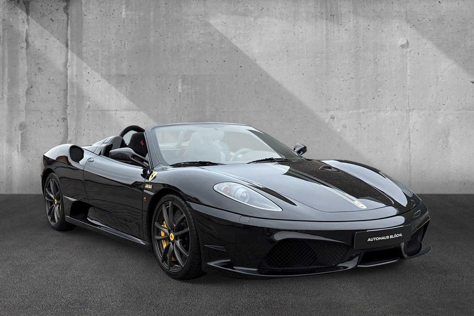 Fahrzeugabbildung Ferrari 430 Scuderia Spider 16M*dt. Auto*1.Hd*FullCarbon