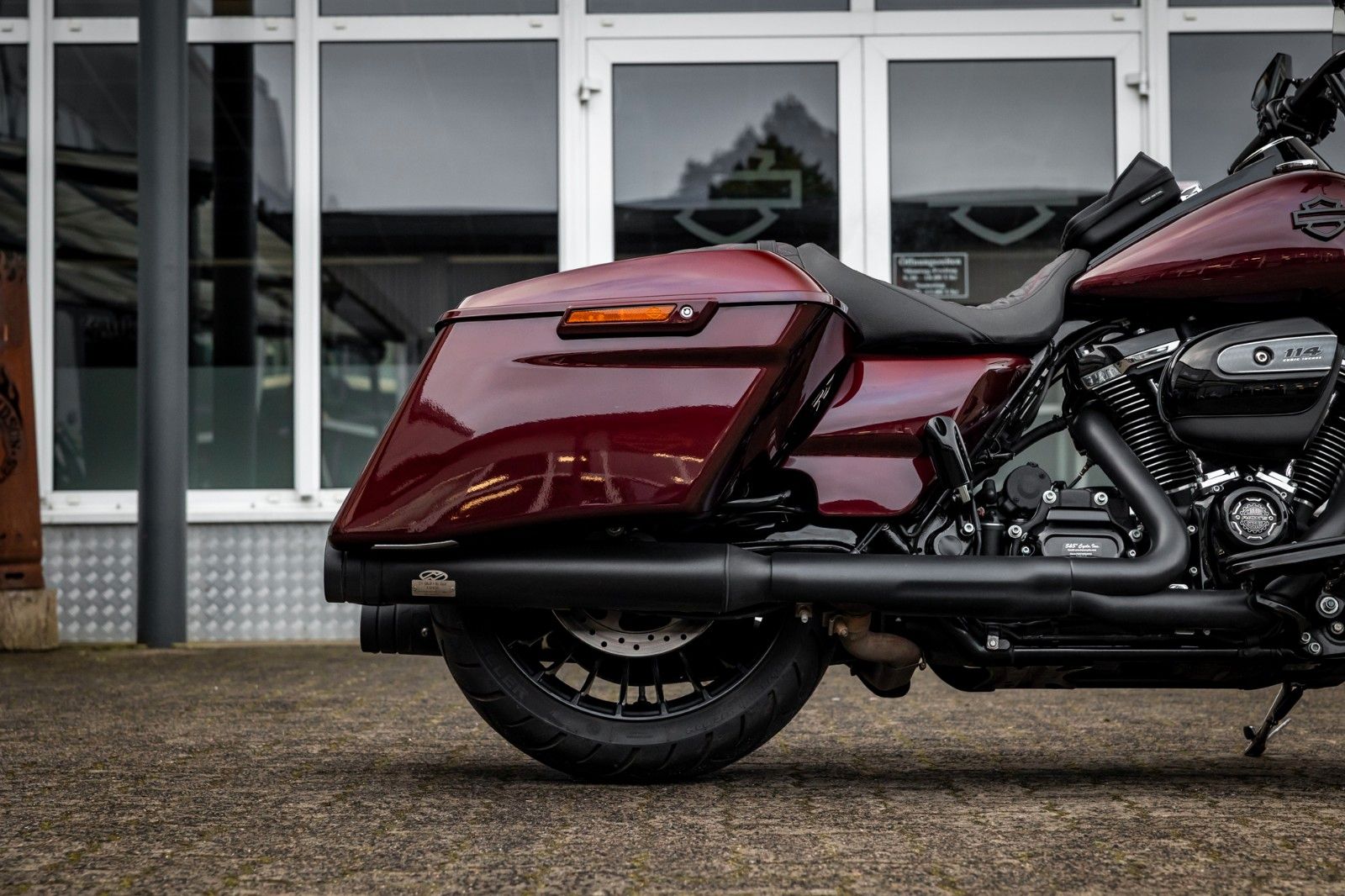 Fahrzeugabbildung Harley-Davidson FLHRXS ROAD KING SPECIAL 114 CUI - JEKILL&HYDE -