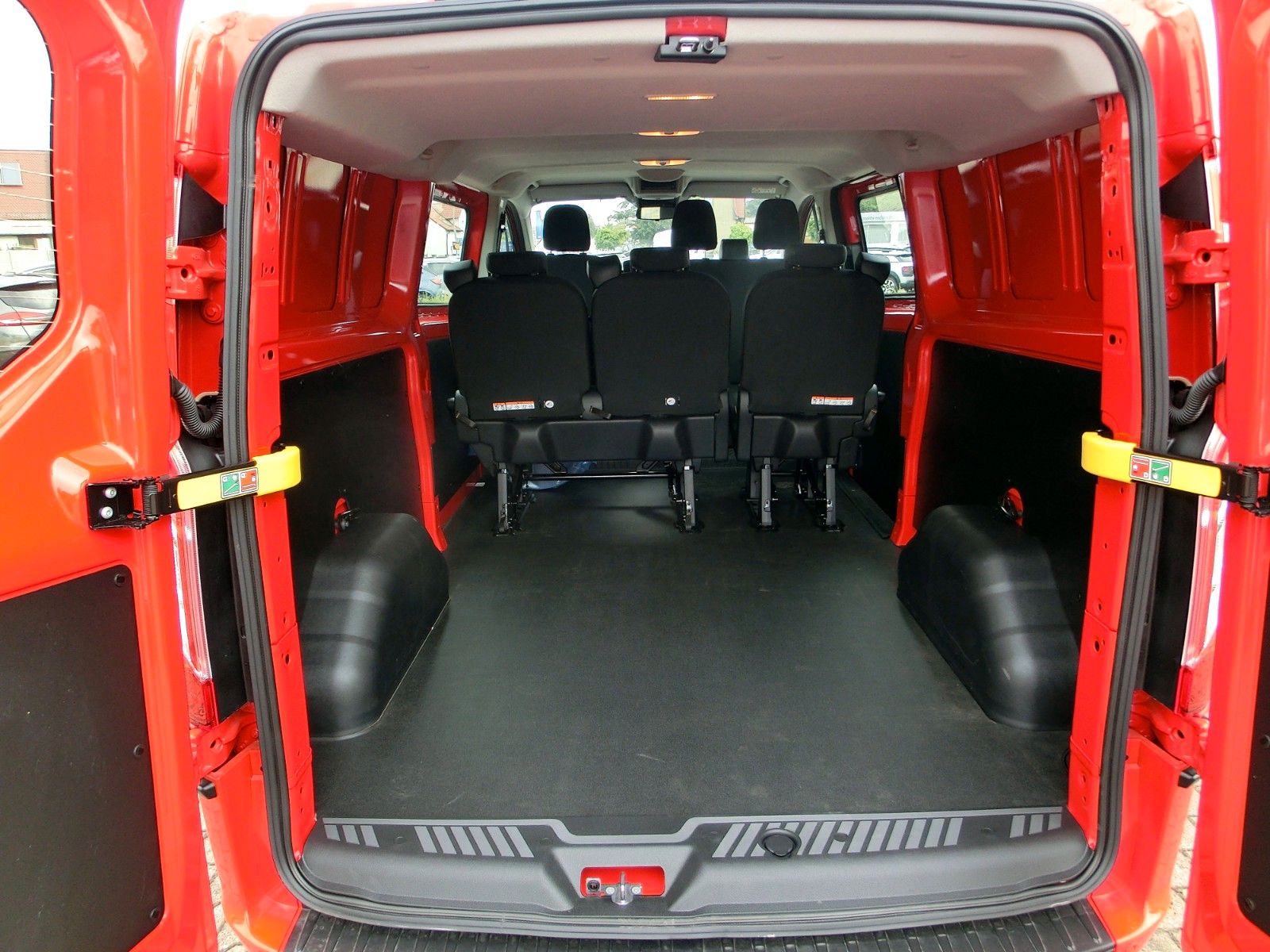 Fahrzeugabbildung Ford Transit Custom Kasten Pkw 320 L2 MHEV