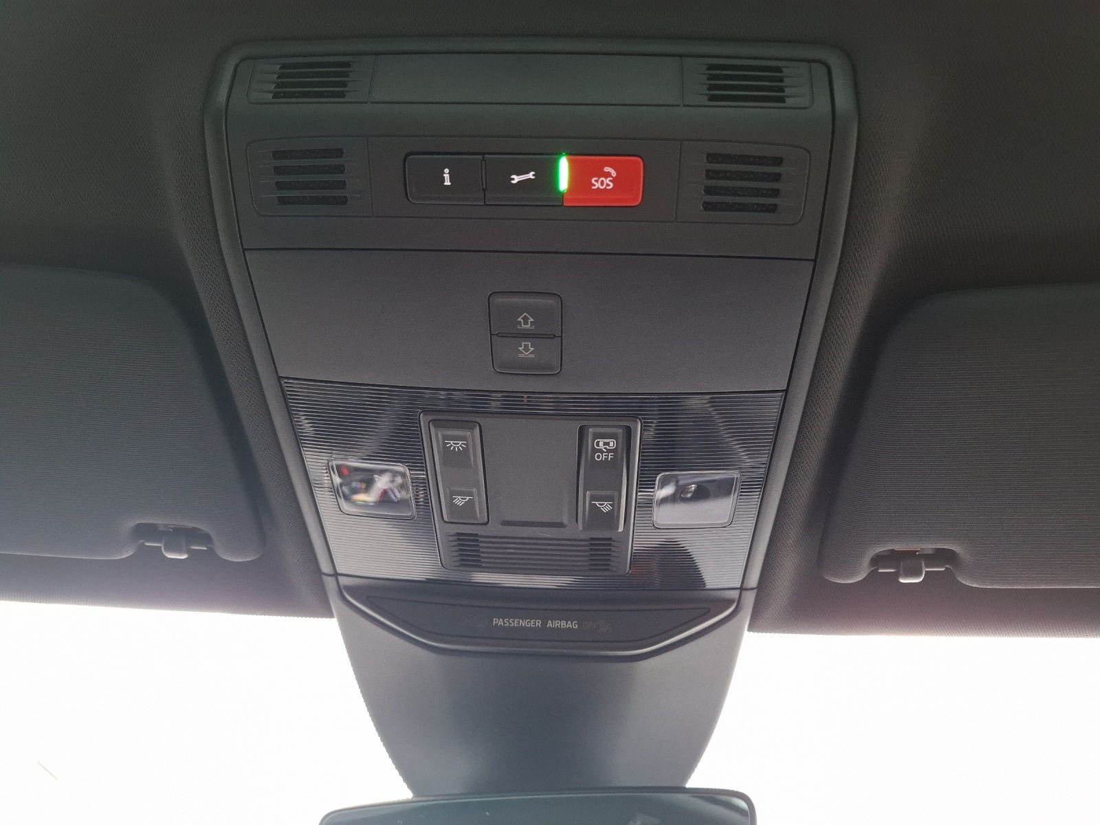 Fahrzeugabbildung SKODA Kamiq TSI Monte Carlo LED AHK Pano GRA PDC SH 18