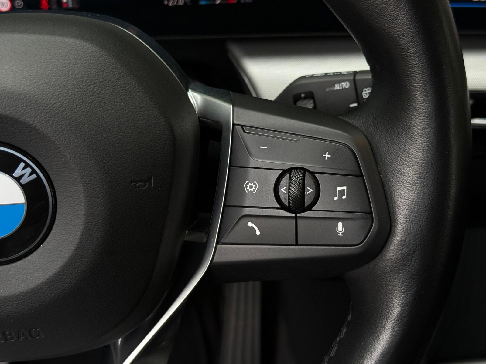 BMW Active Aut. LED+NAVI+SHZ+KAM+AHK+PARK, миниатюра 19