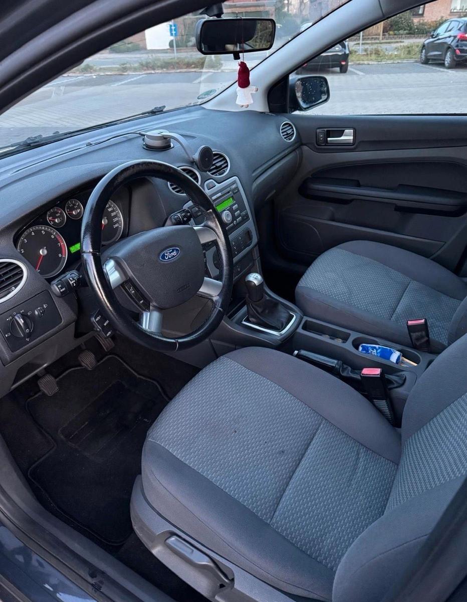 Ford Focus 2006 — engine 101 HP (74kW)