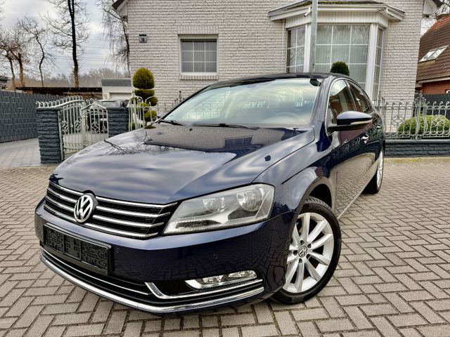 Volkswagen Passat Lim. Highline  ALCANTARA NAVI