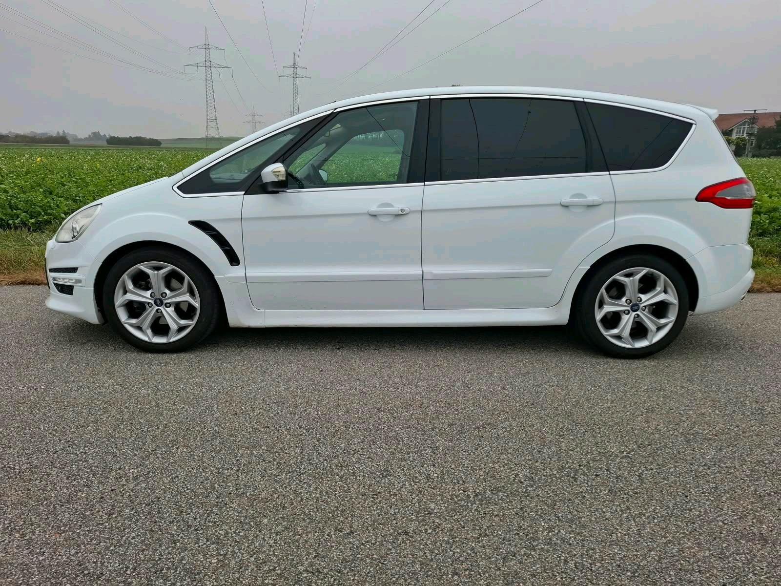 Ford S-Max