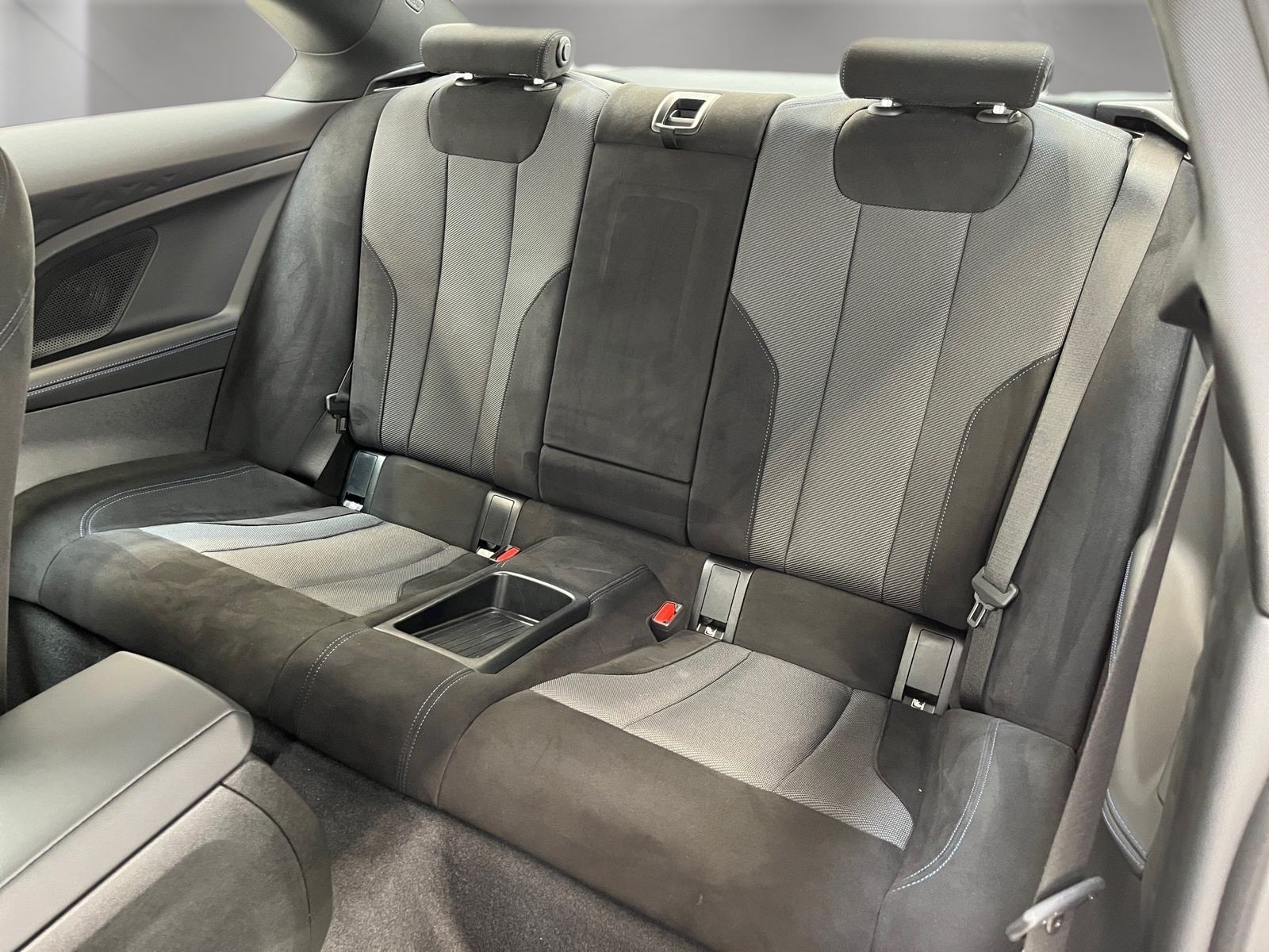 BMW 220 - Bild 13