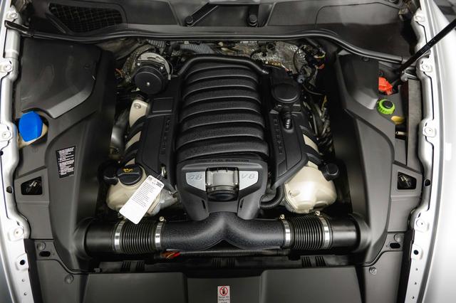 PORSCHE CAYENNE S 4.8 SPORT 400 ch 4X4 BVA - ECHAPPEMENT SPORT - RADAR DE RECUL - SONORISATION BOSE